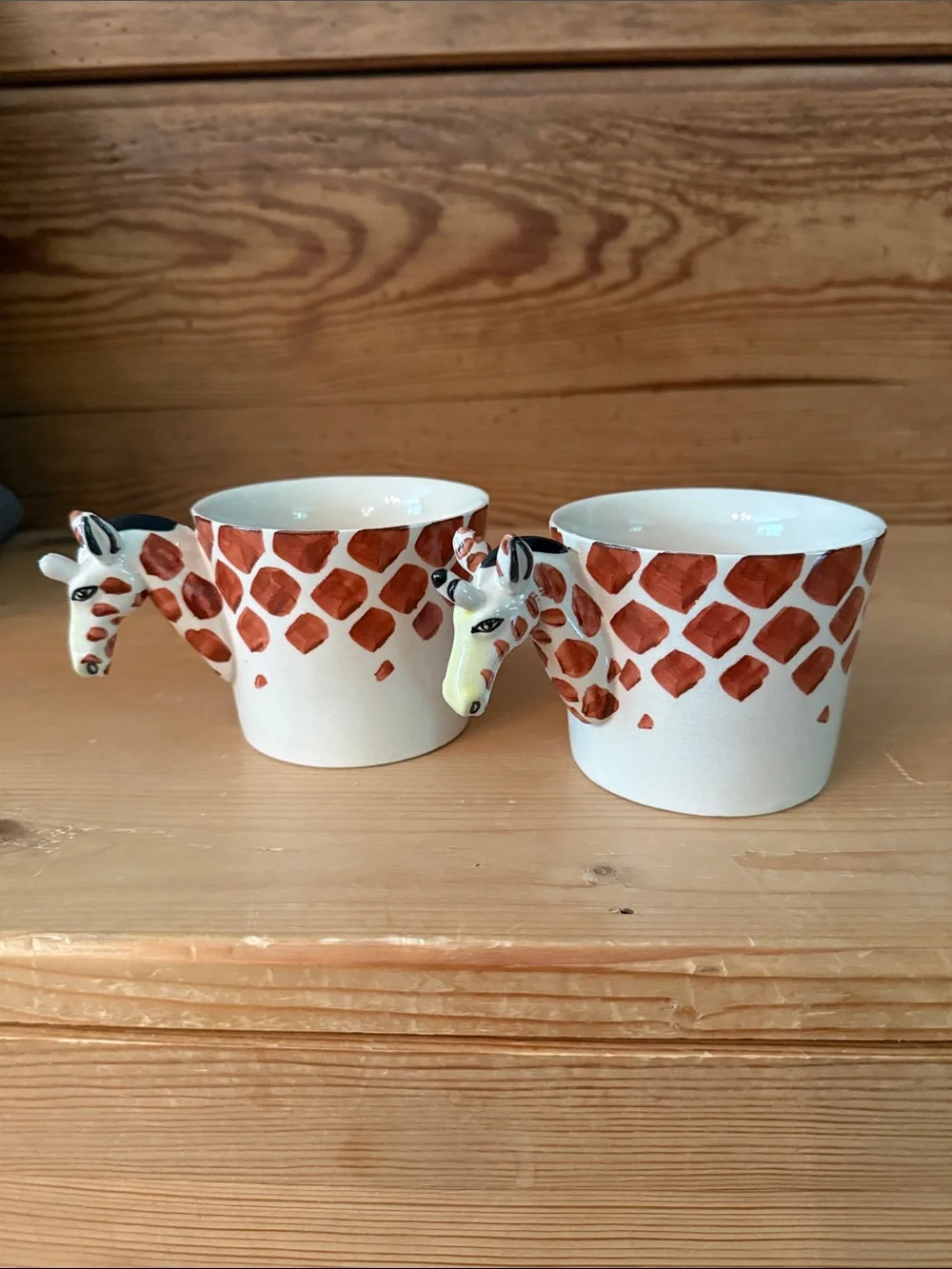 Ceramic Giraffe Tea Pot and 2 Mugs - Pier 1